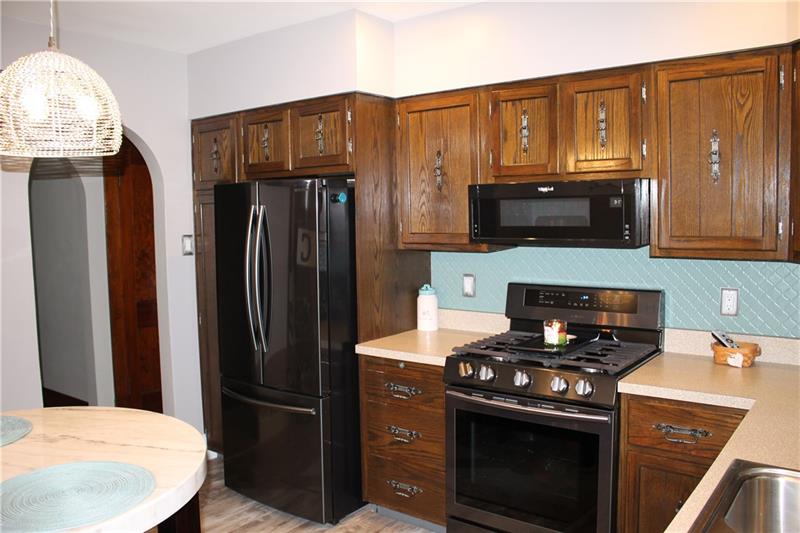 1237 Eckert Road Monaca, PA 15061 - Photo 7 of 19 Kitchen