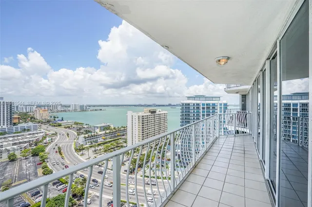 $3,290 | 7601 East Treasure Drive, Unit 2301, North Bay Village, FL 33141