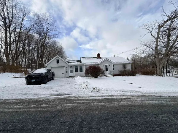 $279,500 | 1 Highland Avenue, Claremont, NH 03743