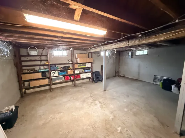 $279,500 | 1 Highland Avenue, Claremont, NH 03743