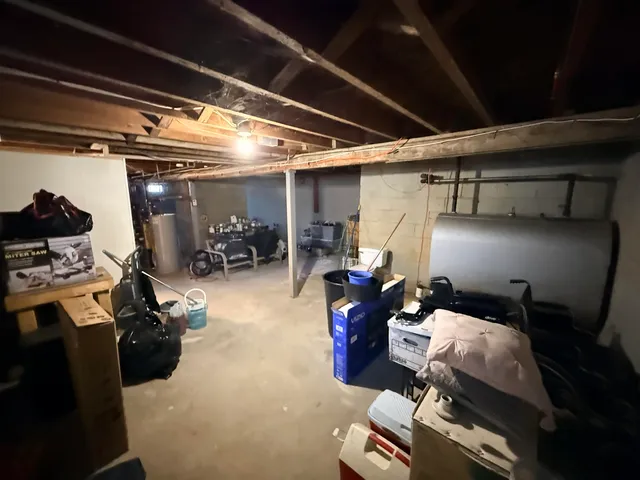 $279,500 | 1 Highland Avenue, Claremont, NH 03743