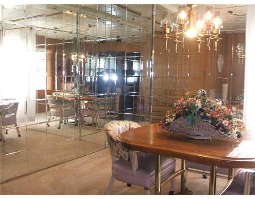 39 Hancock Camp Road Pittsburgh, PA 15238 - Photo 2 of 10 Dining Room. Plenty of lighted spaces in this dining room with bow window.