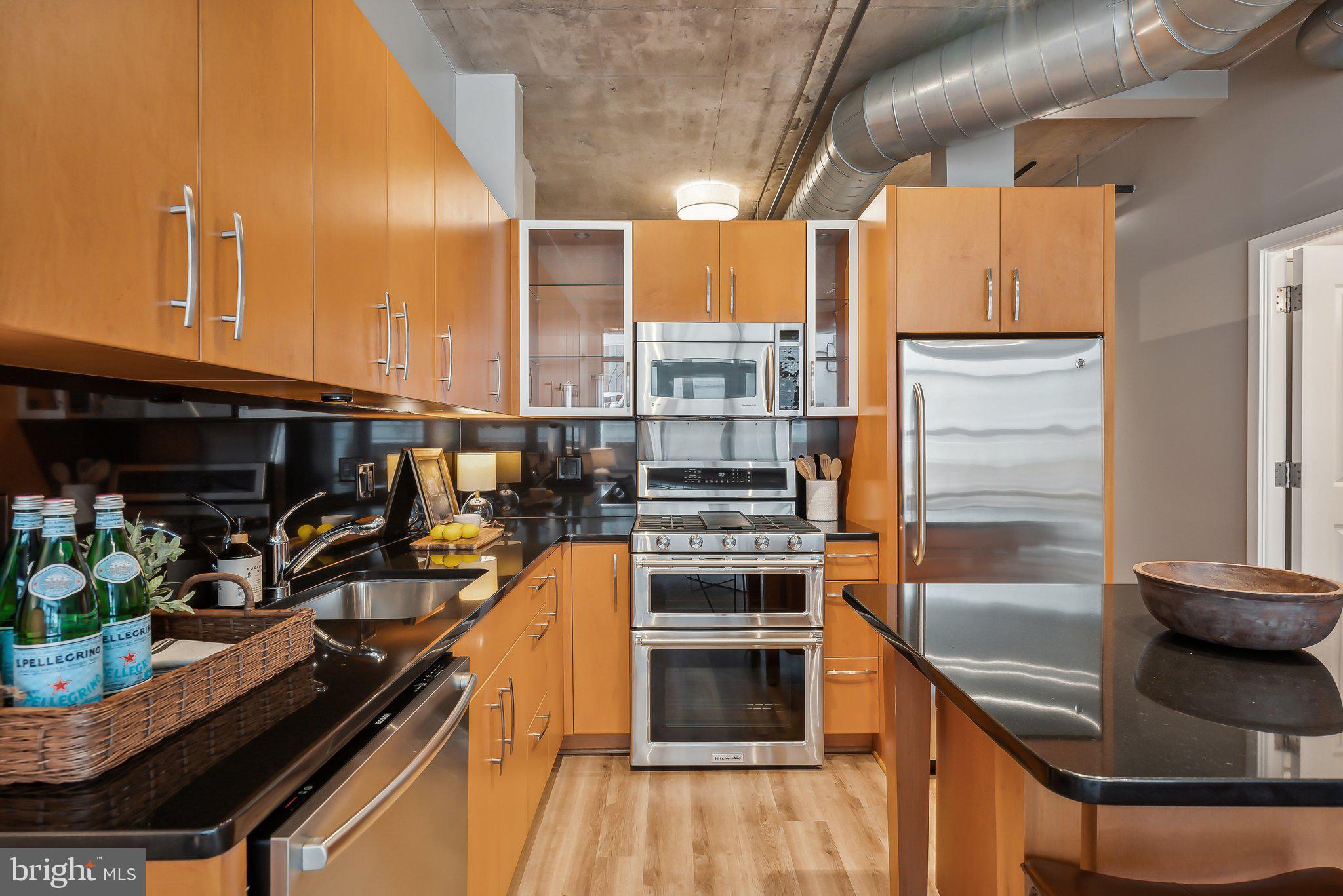 1444 Church Street Northwest, Unit 103 Washington, DC 20005 - Photo 13 of 26 Stainless steel appliances