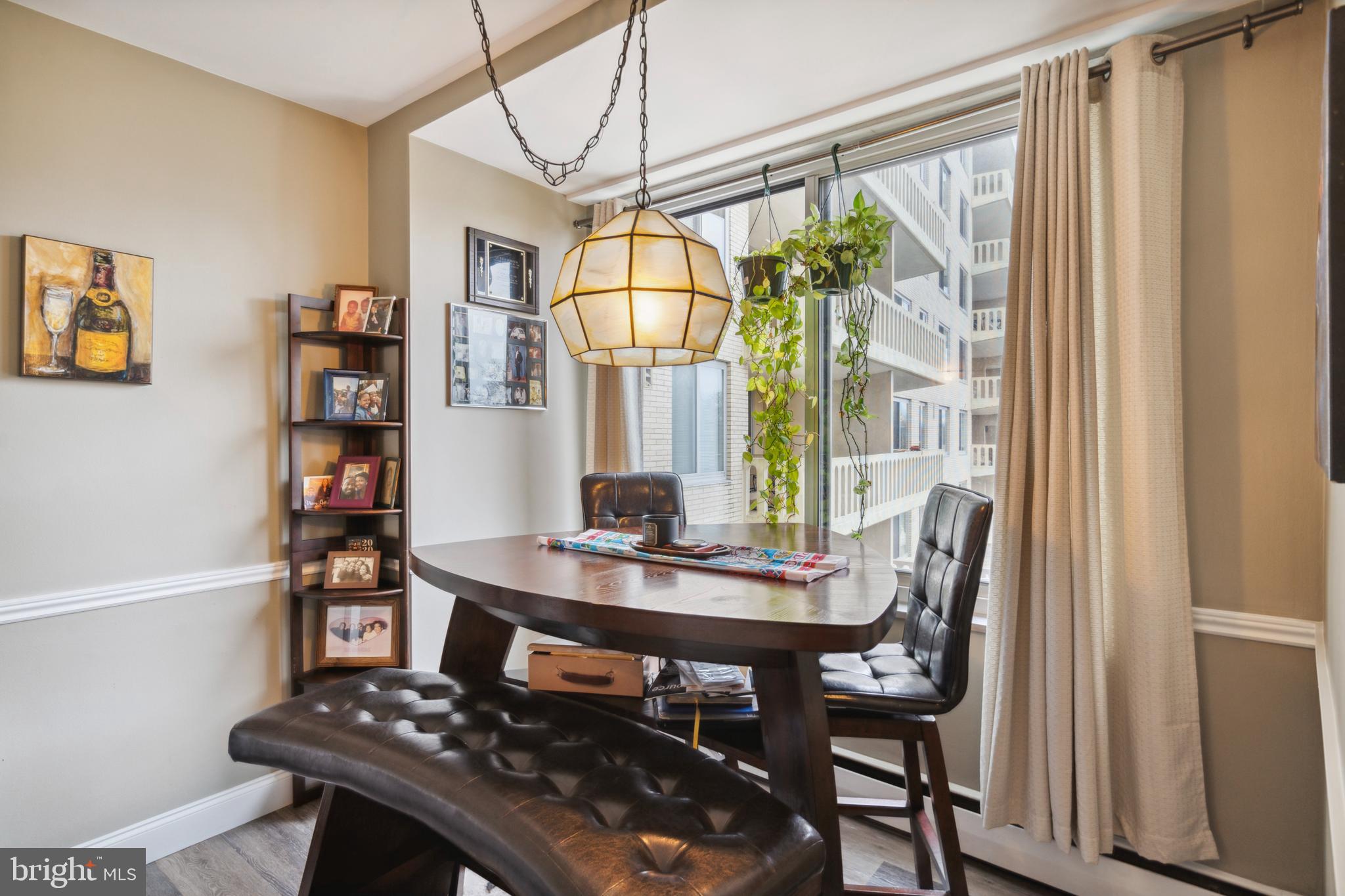 191 Presidential Boulevard, Unit R401 Bala Cynwyd, PA 19004 - Photo 9 of 15 Dining Area