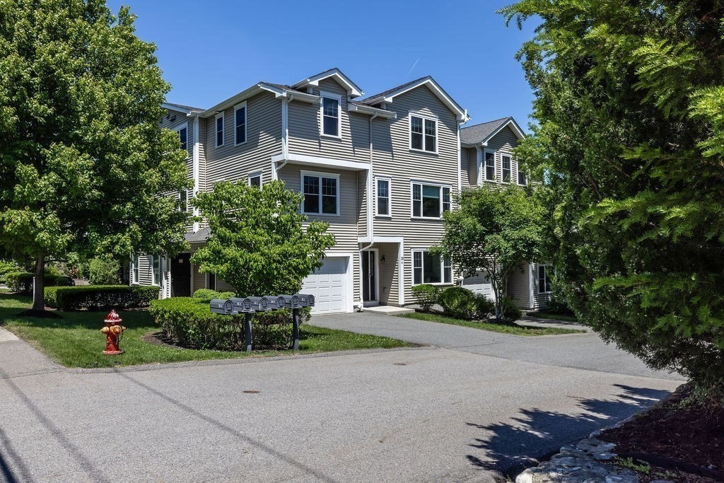 30 Webster Street, Unit 4 Needham, MA 02494 - Photo 27 of 28
