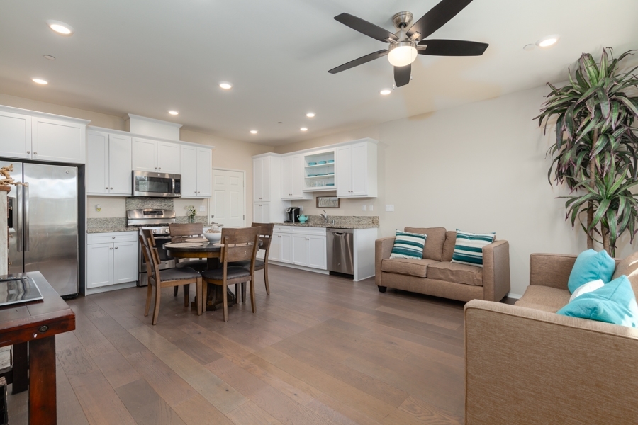 2834 Athens Road, Unit 3 Chula Vista, CA 91915 - Photo 4 of 25 Gallery Image 4