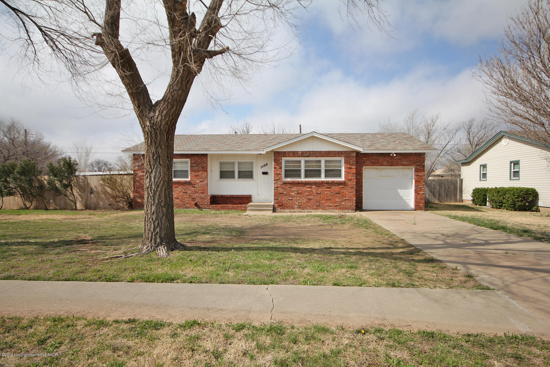 5108 Parker Street Amarillo, TX 79110 - Photo 1 of 19 Front2