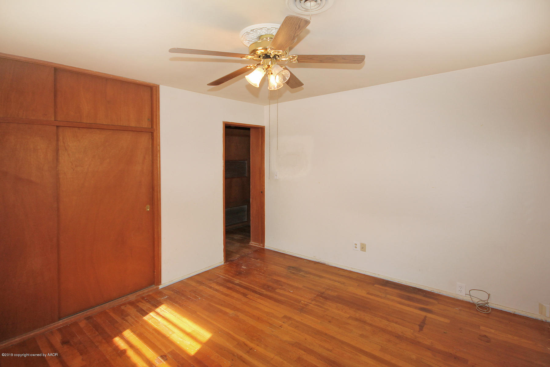 5108 Parker Street Amarillo, TX 79110 - Photo 12 of 19 2nd Bedroom2