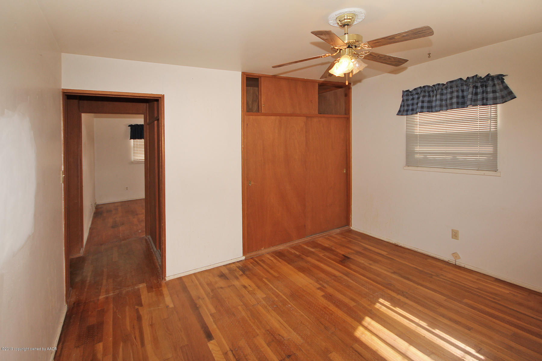 5108 Parker Street Amarillo, TX 79110 - Photo 14 of 19 3rd Bedroom2