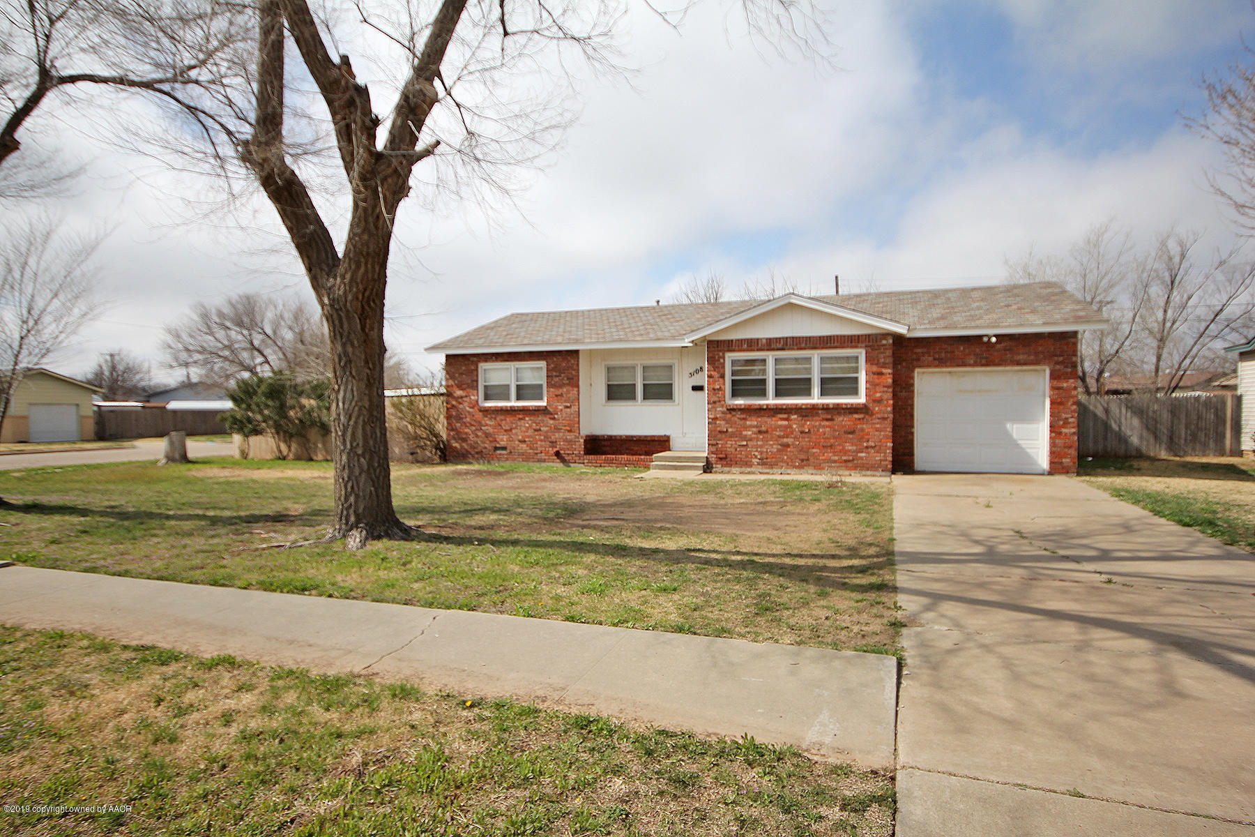 5108 Parker Street Amarillo, TX 79110 - Photo 2 of 19 Front