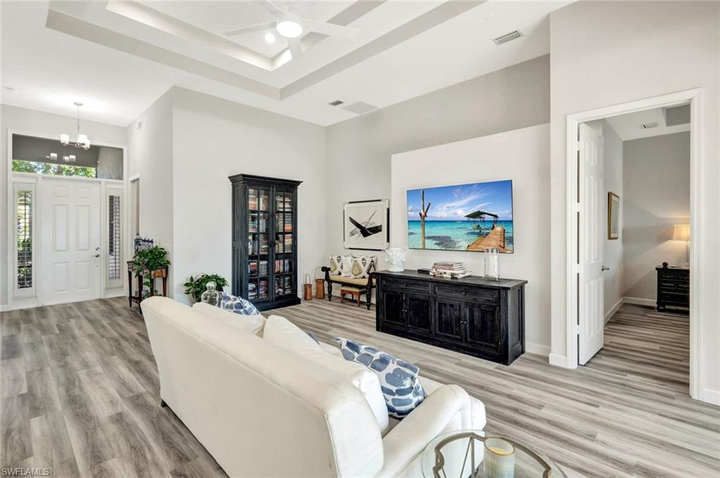 3376 Sandpiper Way Naples, FL 34109 - Photo 14 of 50