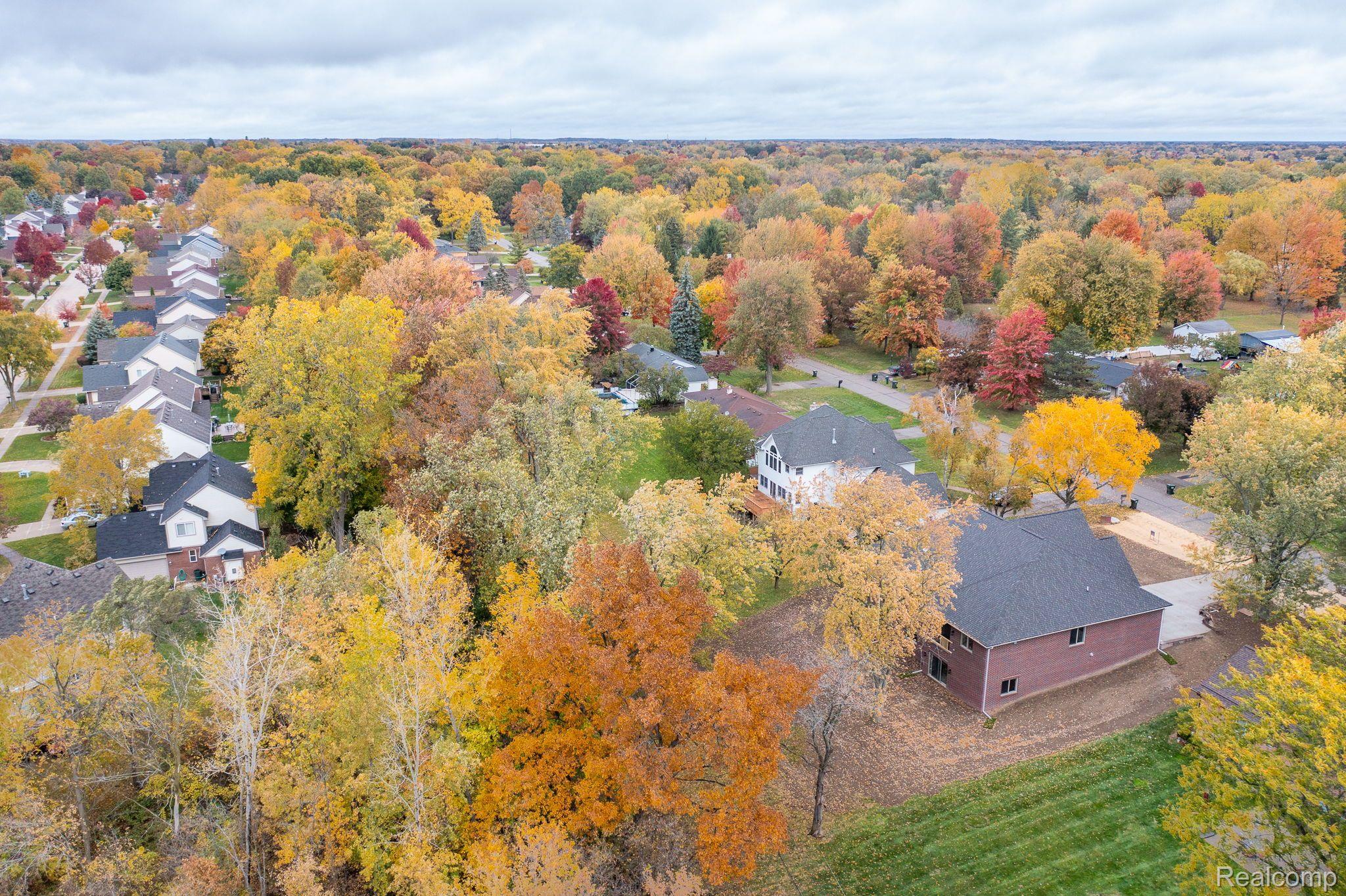 2890 Harrington Road Rochester, MI 48307 - Photo 8 of 50 Gallery Image 8