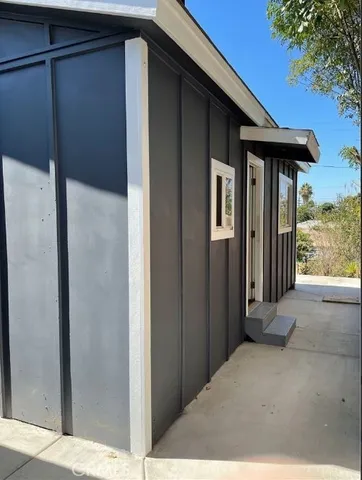 $1,200 | 13107 Jarvis Avenue, Los Angeles, CA 90061