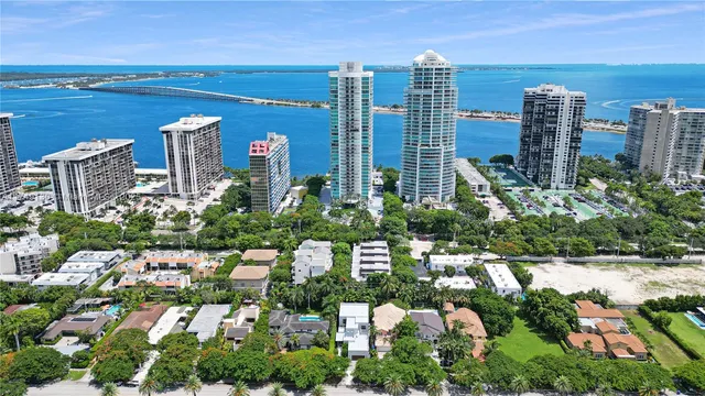 $835,000 | 2101 Brickell Avenue, Unit 1812, Miami, FL 33129