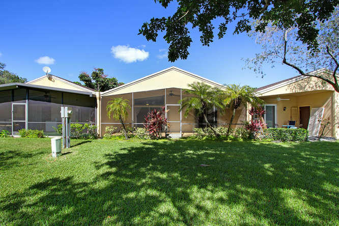 11604 Timbers Way Boca Raton, FL 33428 - Photo 19 of 20 11604 Timbers Way Boca Raton-small-019-2