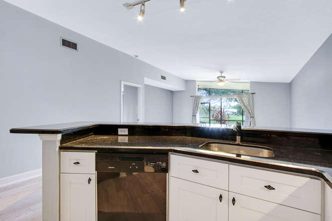 11604 Timbers Way Boca Raton, FL 33428 - Photo 10 of 20 11604 Timbers Way Boca Raton-small-010-1