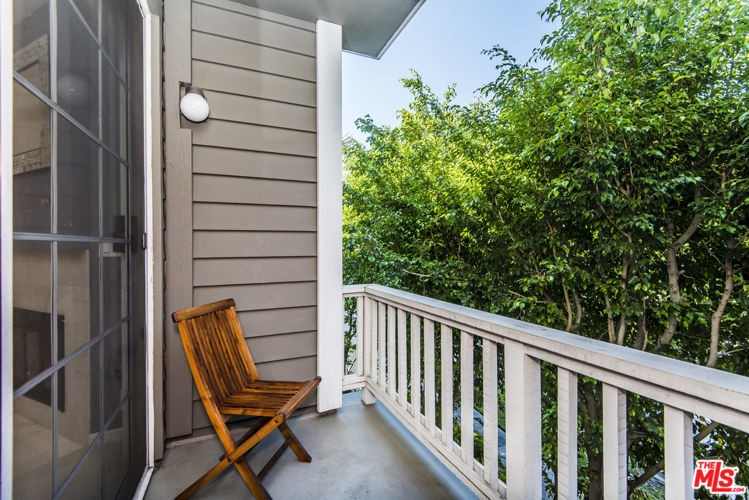 1601 Hilts Avenue, Unit 3 Los Angeles, CA 90024 - Photo 13 of 16