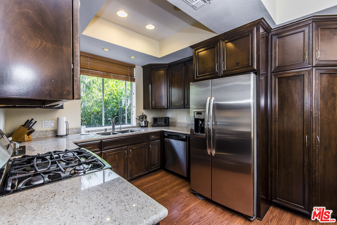 1601 Hilts Avenue, Unit 3 Los Angeles, CA 90024 - Photo 4 of 16