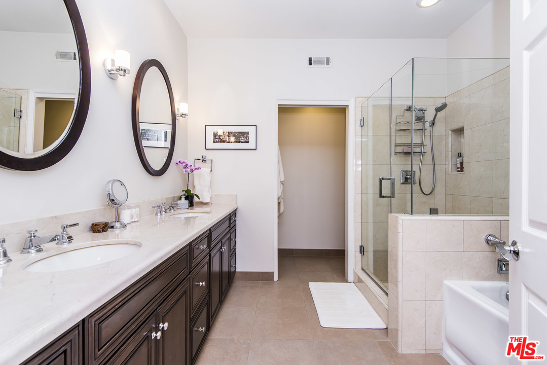 1601 Hilts Avenue, Unit 3 Los Angeles, CA 90024 - Photo 7 of 16