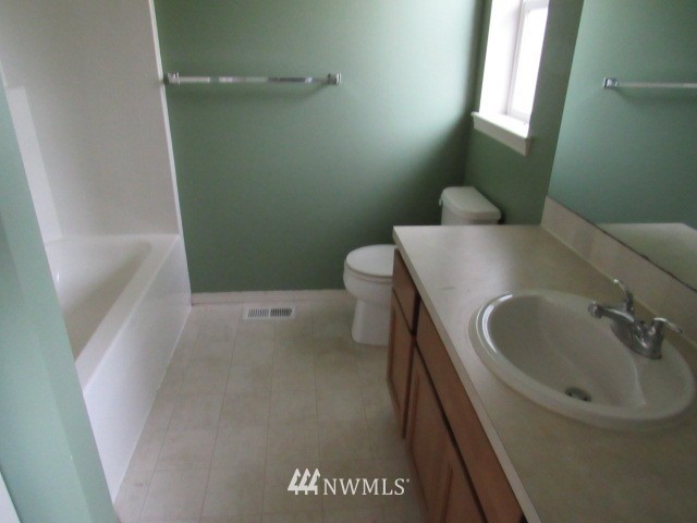 2508 Northwoods Loop Road Mount Vernon, WA 98273 - Photo 13 of 21 Gallery Image 13