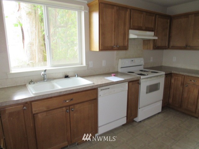 2508 Northwoods Loop Road Mount Vernon, WA 98273 - Photo 8 of 21 Gallery Image 8