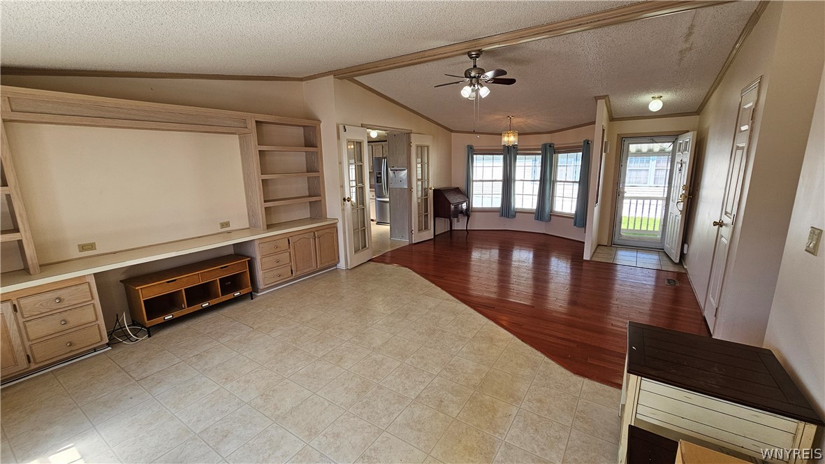 20 Calla Way Cheektowaga, NY 14043 - Photo 15 of 31 Living room / dining room