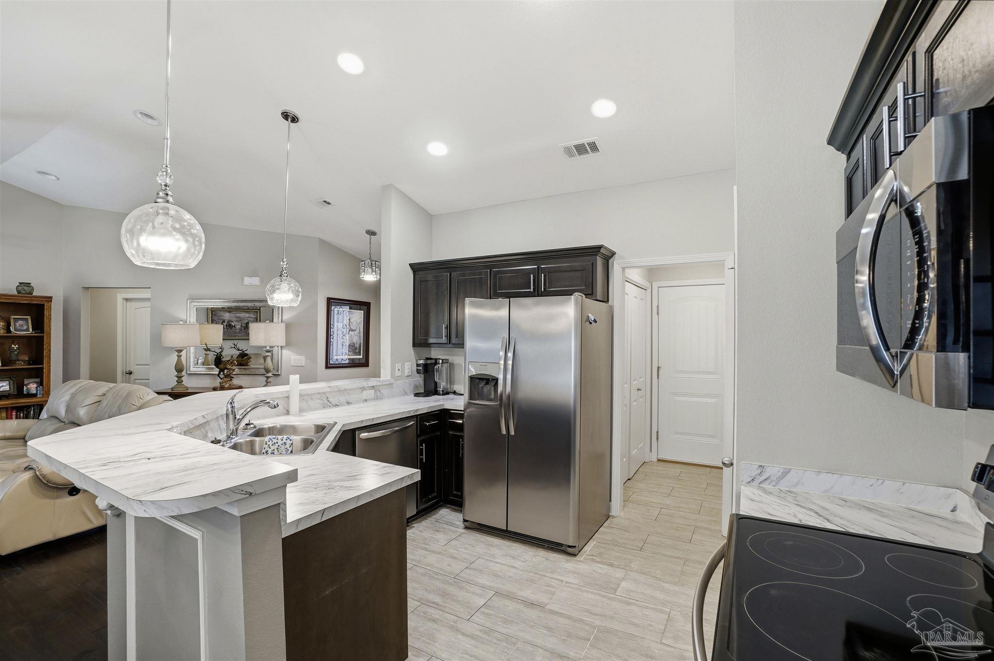 2520 10 Mile Road Pace, FL 32571 - Photo 11 of 40