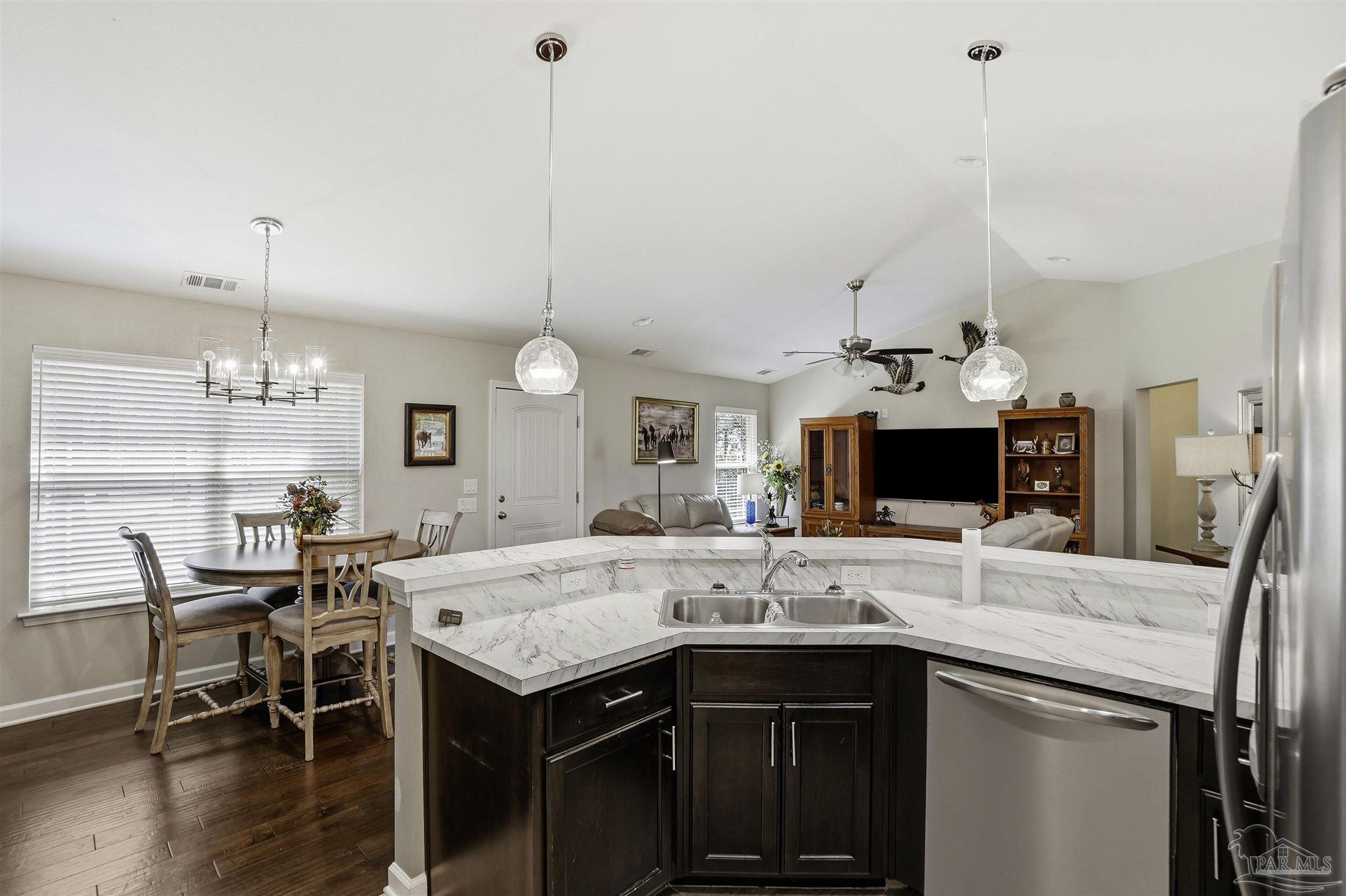 2520 10 Mile Road Pace, FL 32571 - Photo 12 of 40