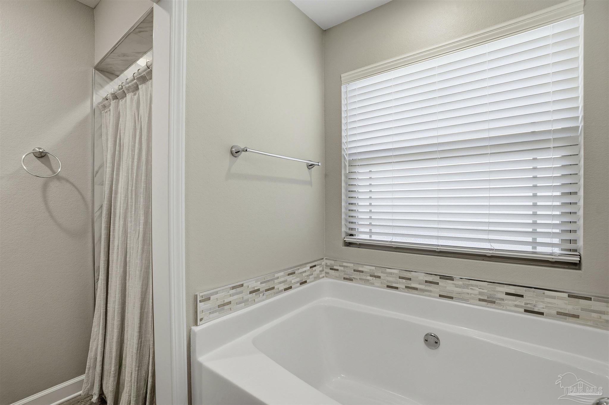 2520 10 Mile Road Pace, FL 32571 - Photo 20 of 40