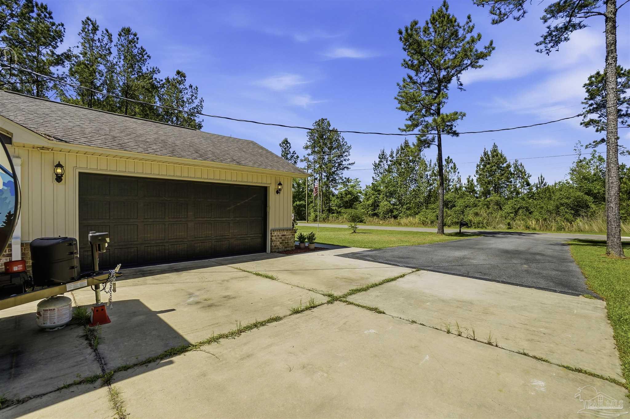 2520 10 Mile Road Pace, FL 32571 - Photo 27 of 40