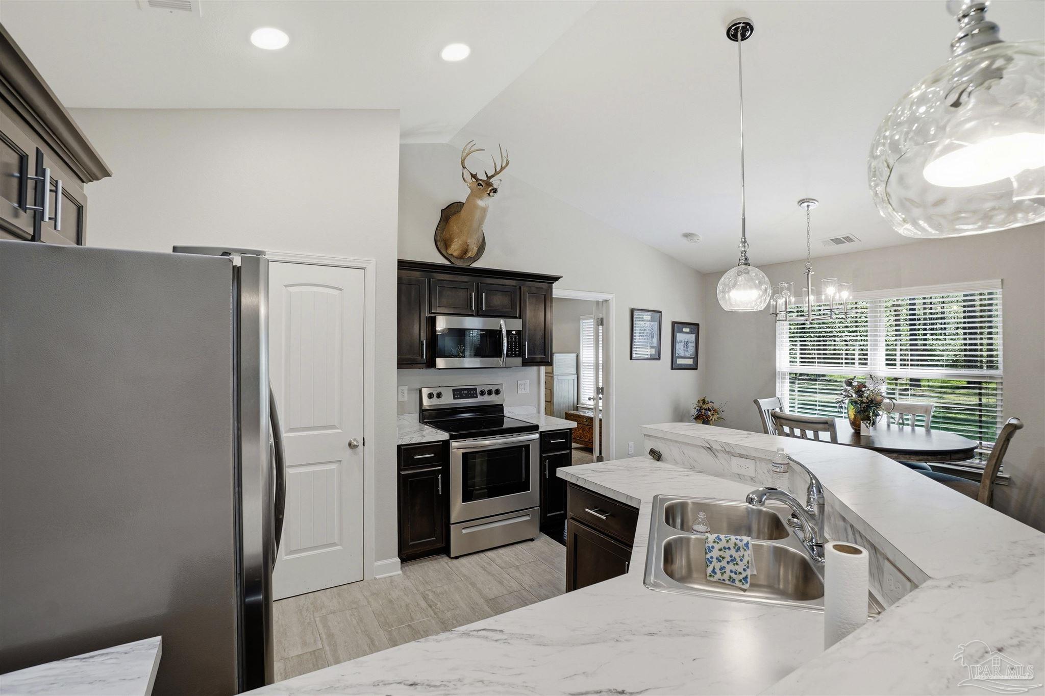 2520 10 Mile Road Pace, FL 32571 - Photo 10 of 40