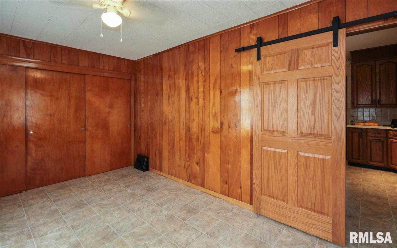 1932 3rd Street Moline, IL 61265 - Photo 10 of 15 Gallery Image 10