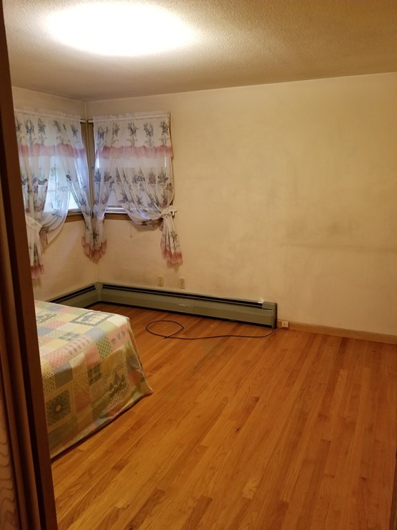 52 Rzasa Drive Chicopee, MA 01013 - Photo 12 of 13 Gallery Image 12