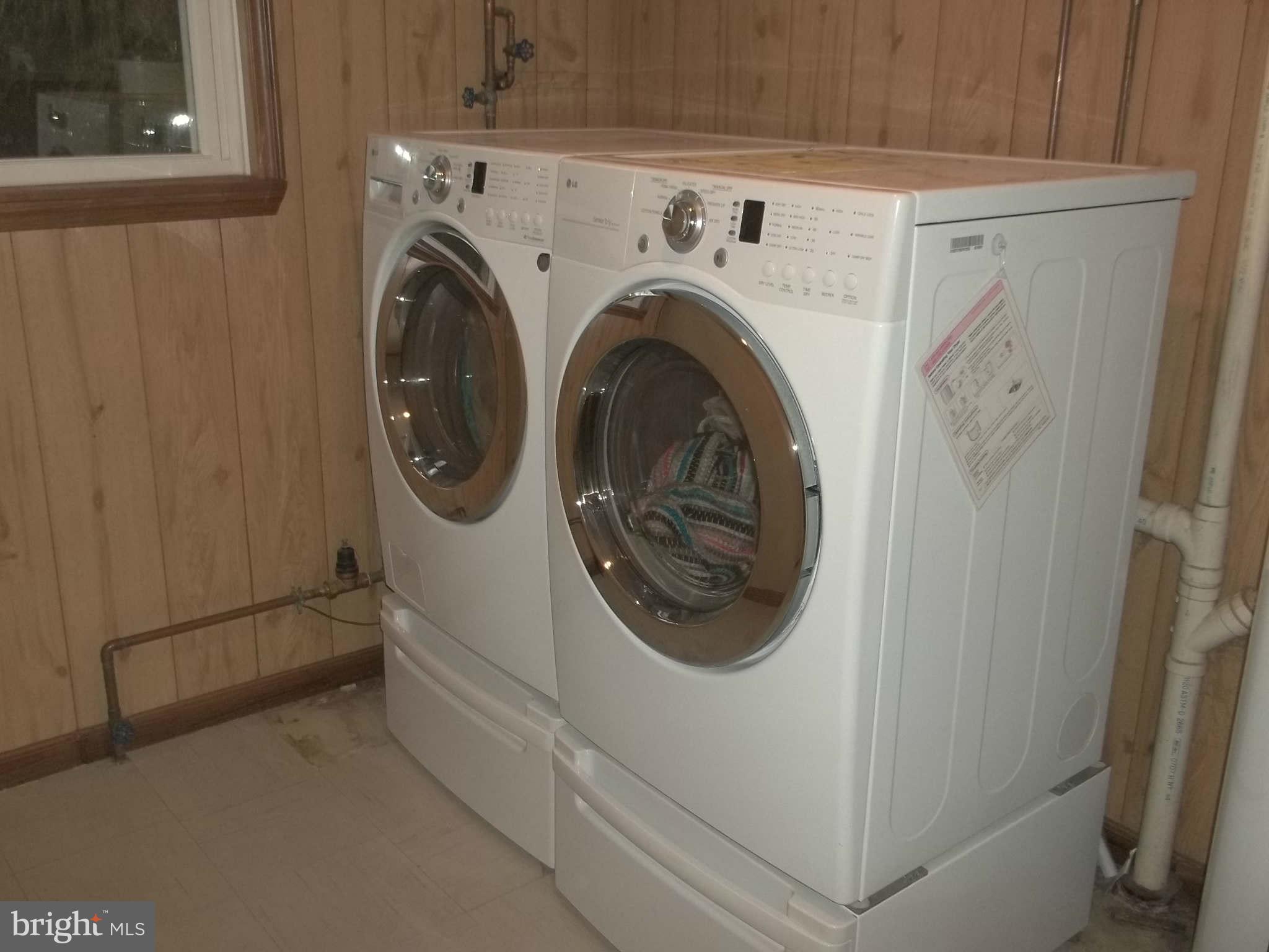 4 West Road Mount Airy, MD 21771 - Photo 26 of 26 Laundry Room