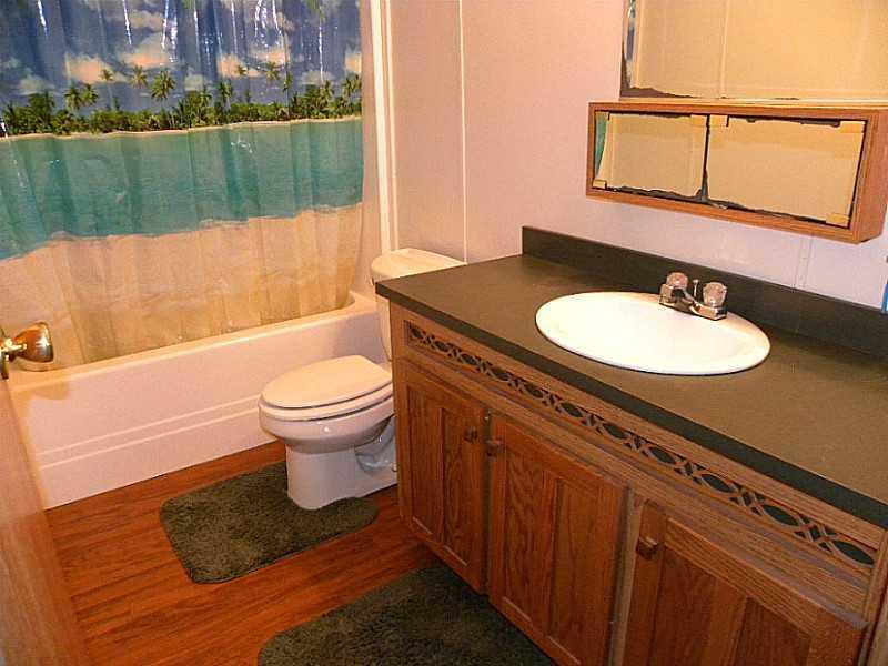149 Old Lewiston Road North Monmouth, ME 04265 - Photo 28 of 29 Bathroom.