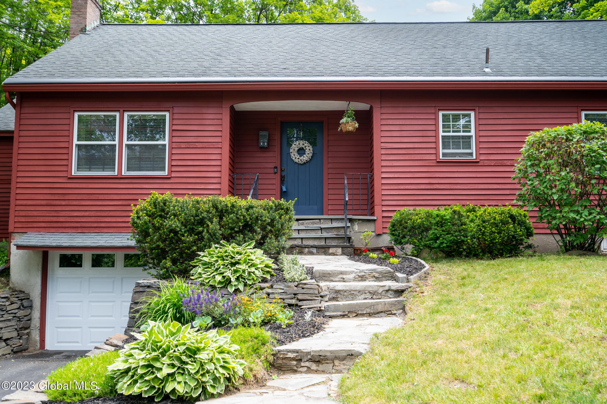 375 Albany Shaker Road Colonie, NY 12211 - Photo 2 of 51 375 Albany Shaker Rd-20