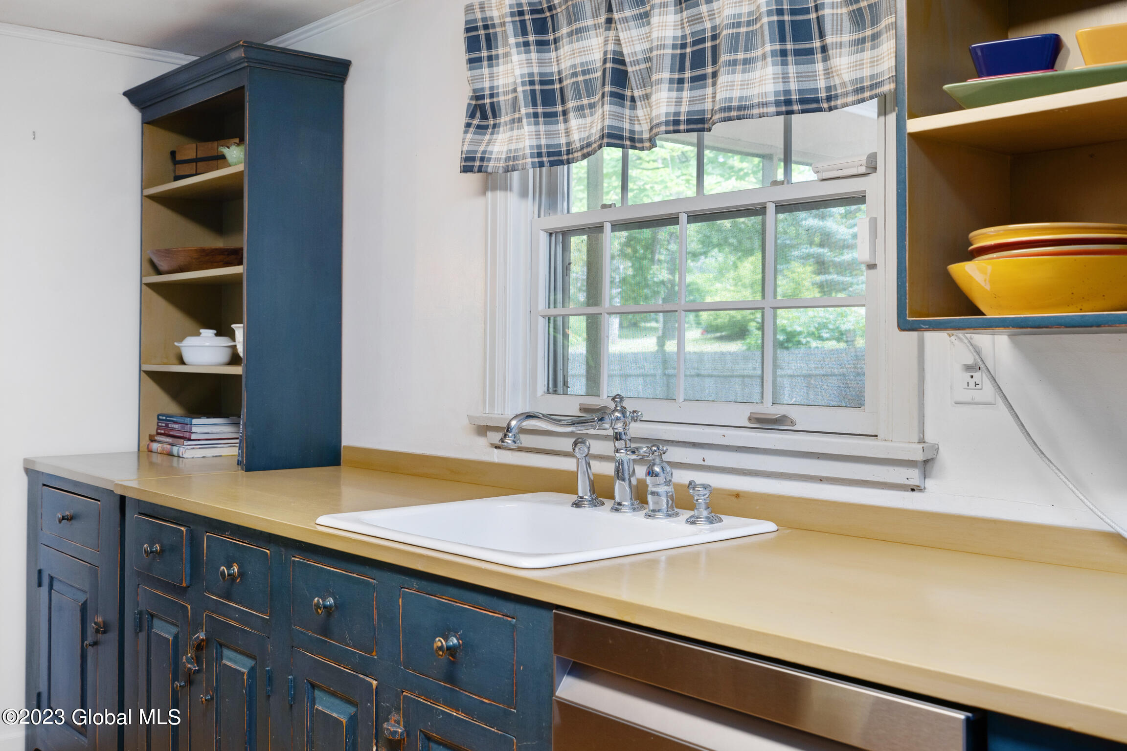 375 Albany Shaker Road Colonie, NY 12211 - Photo 28 of 51 375 Albany Shaker Rd-48