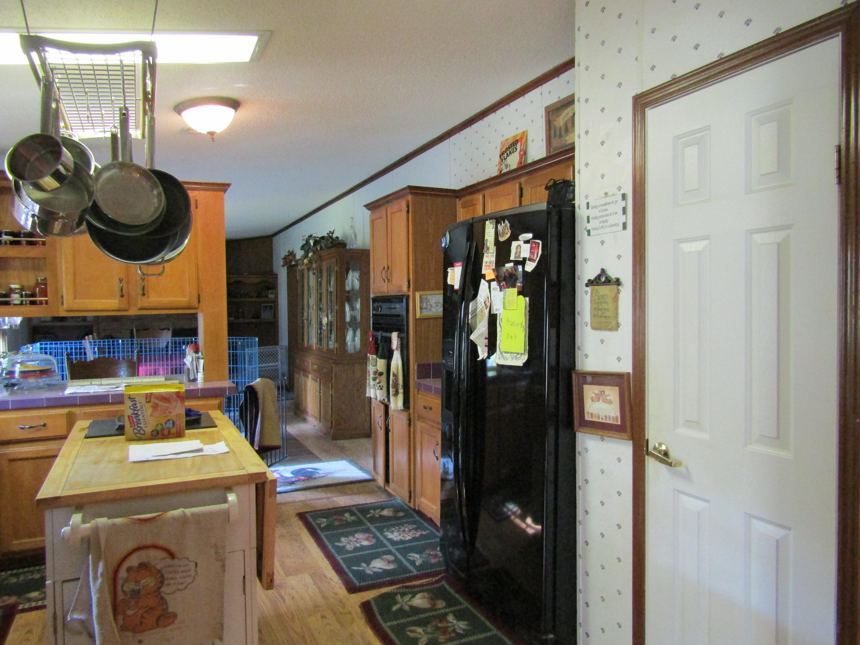 509 Hoover Road Crossville, TN 38572 - Photo 15 of 22 Kitchen