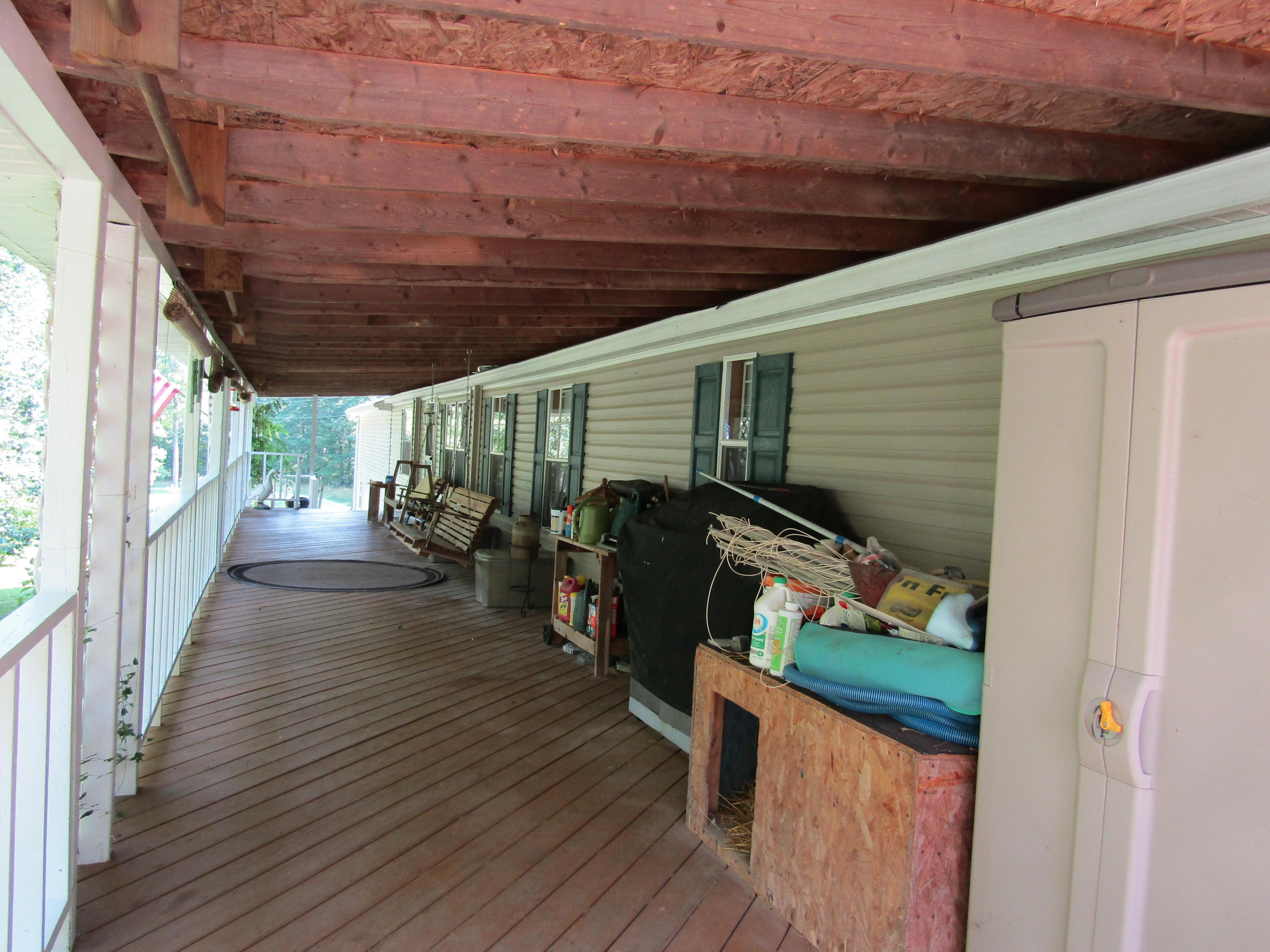509 Hoover Road Crossville, TN 38572 - Photo 9 of 22 Covered Deck