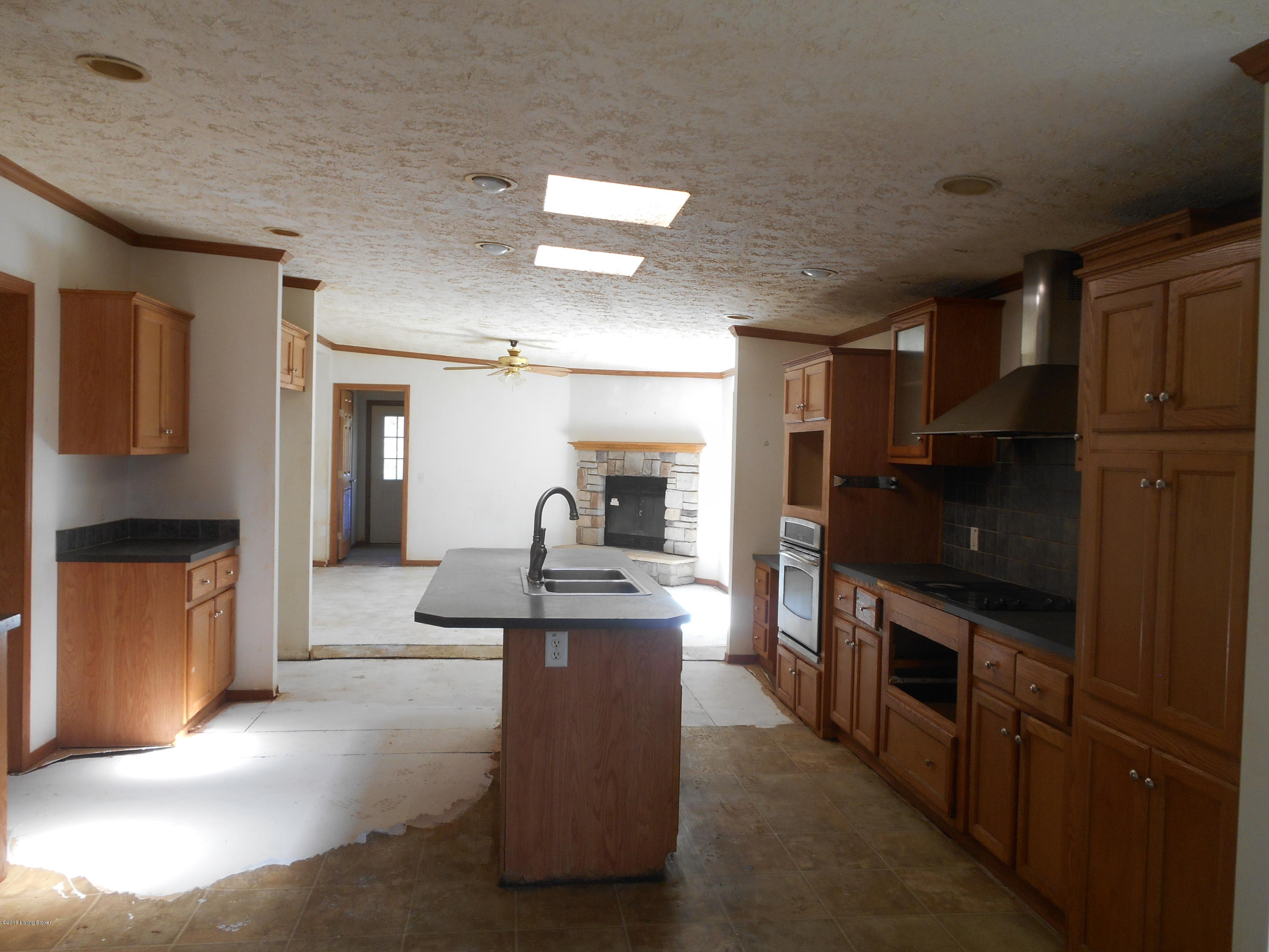 295 Rustic Lane Shepherdsville, KY 40165 - Photo 28 of 32 DSCN2170