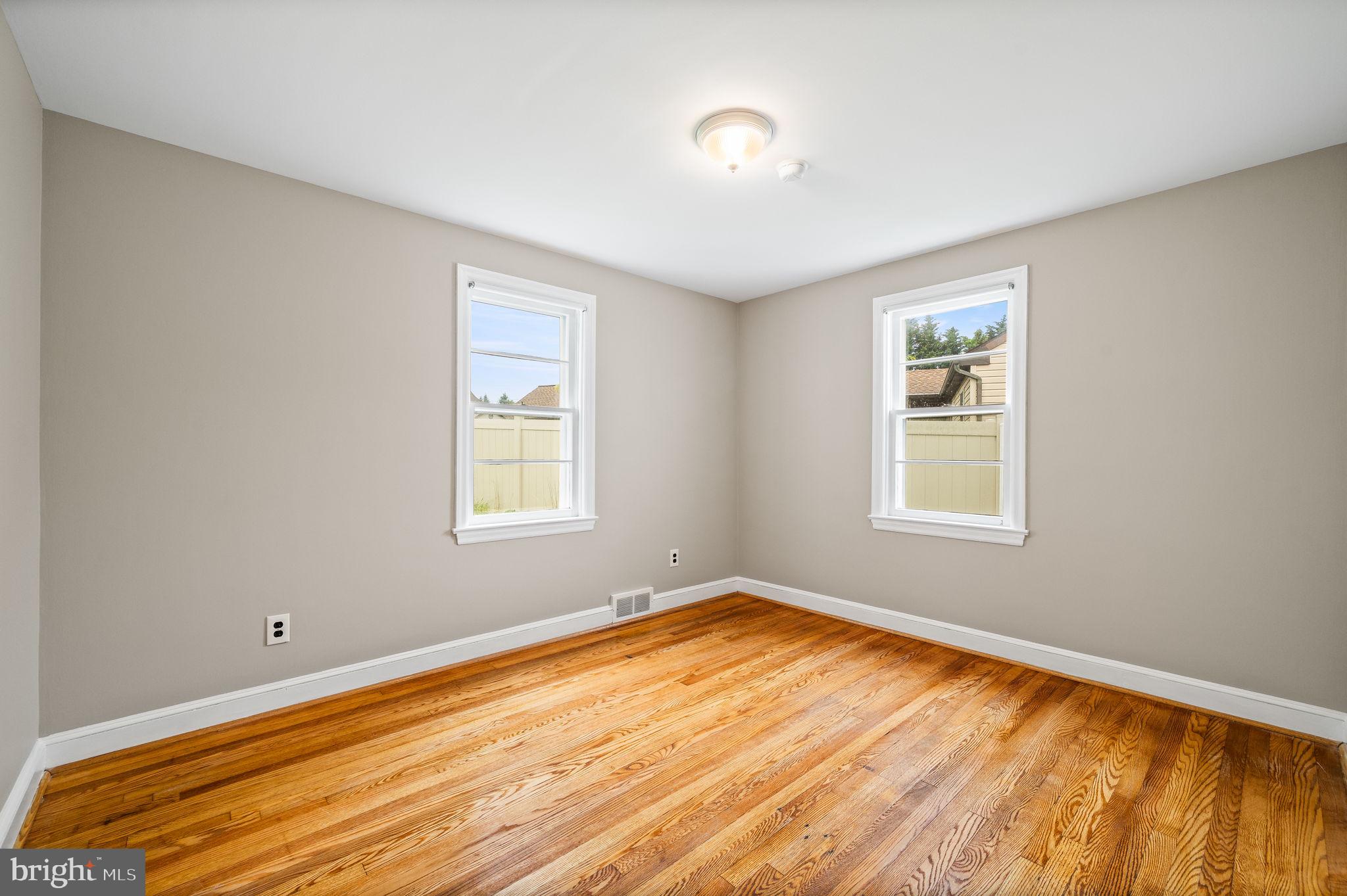 2620 Central Avenue Marcus Hook, PA 19061 - Photo 11 of 22