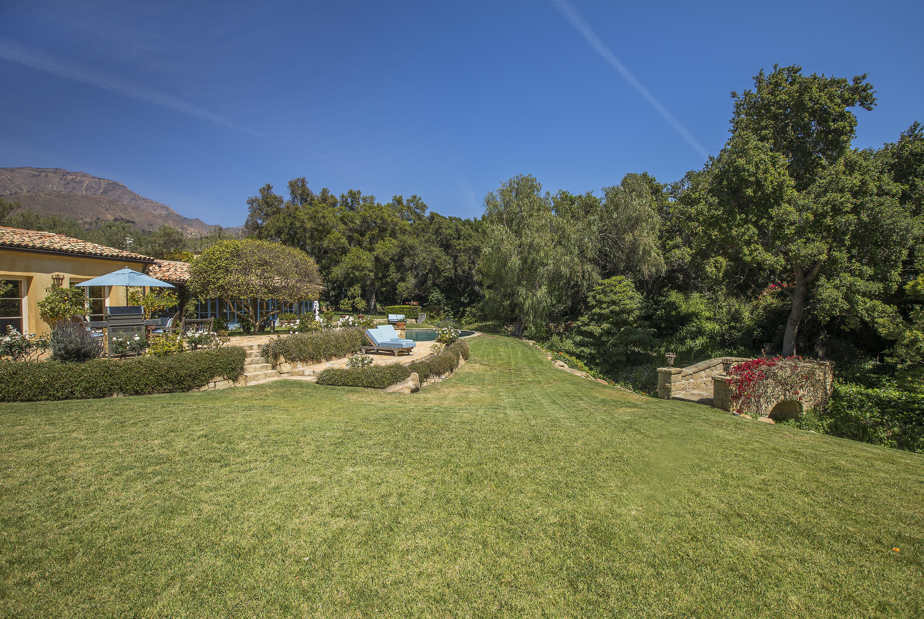 1525 Las Tunas Road Montecito, CA 93108 - Photo 20 of 28 Exterior Grounds & Mountain Views