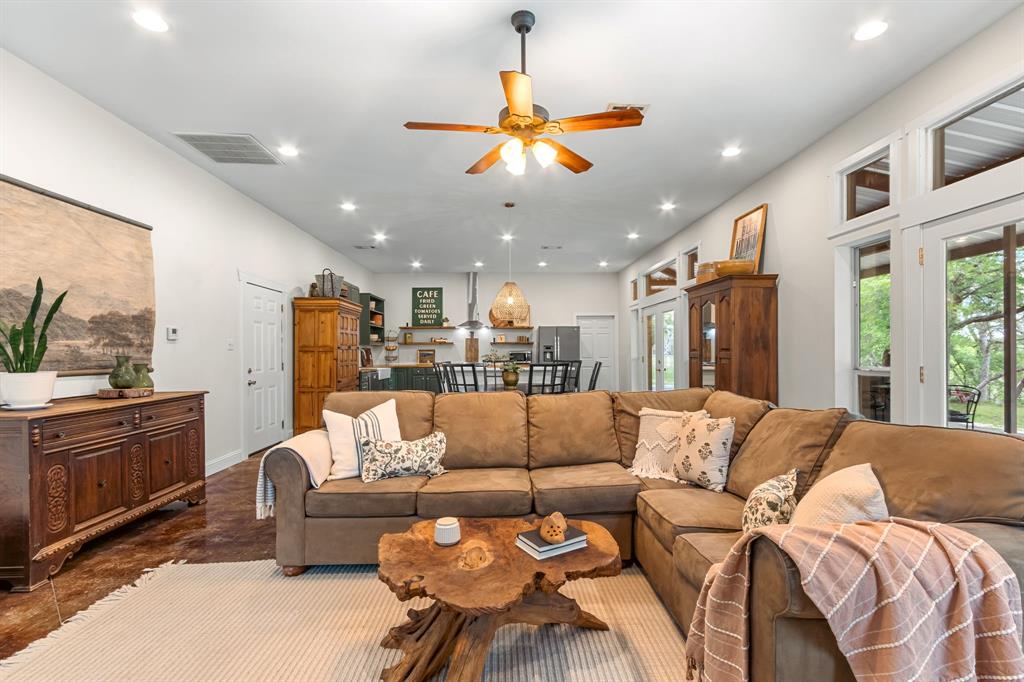 150 Deer Run Road Valley Mills, TX 76689 - Photo 11 of 40