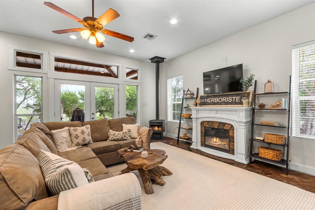 150 Deer Run Road Valley Mills, TX 76689 - Photo 10 of 40