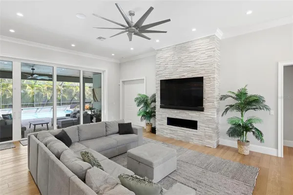 $3,950,000 | 1705 Wisconsin Lane, Sarasota, FL 34239