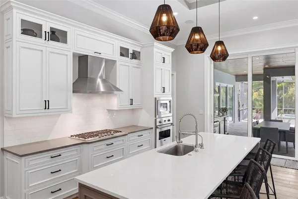 $3,950,000 | 1705 Wisconsin Lane, Sarasota, FL 34239