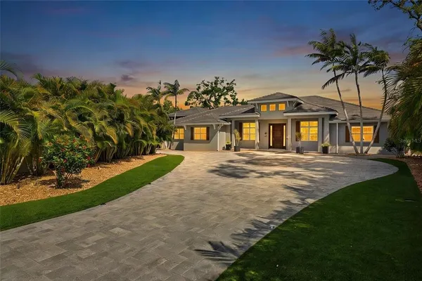 $3,950,000 | 1705 Wisconsin Lane, Sarasota, FL 34239