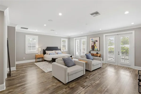 $3,950,000 | 1705 Wisconsin Lane, Sarasota, FL 34239