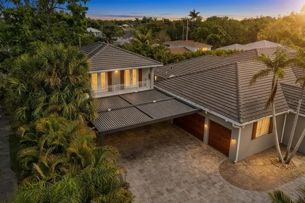 $3,950,000 | 1705 Wisconsin Lane, Sarasota, FL 34239