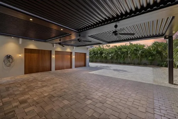 $3,950,000 | 1705 Wisconsin Lane, Sarasota, FL 34239